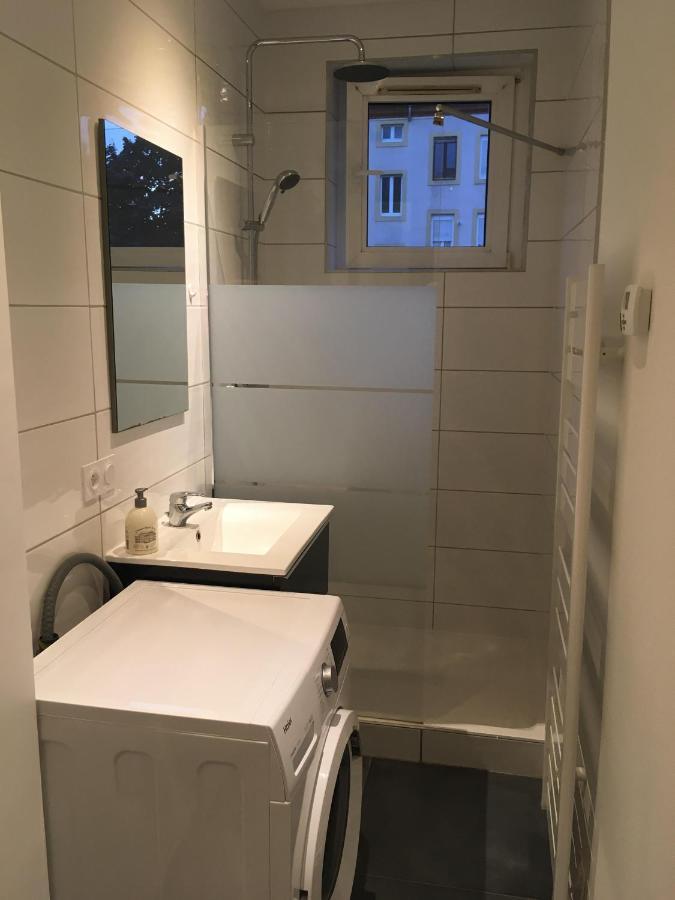 Le Vauban - Appartement 2 Chambres, Salon, Cuisine Equipee, Parking Et Wifi Gratuit Mulhouse Kültér fotó